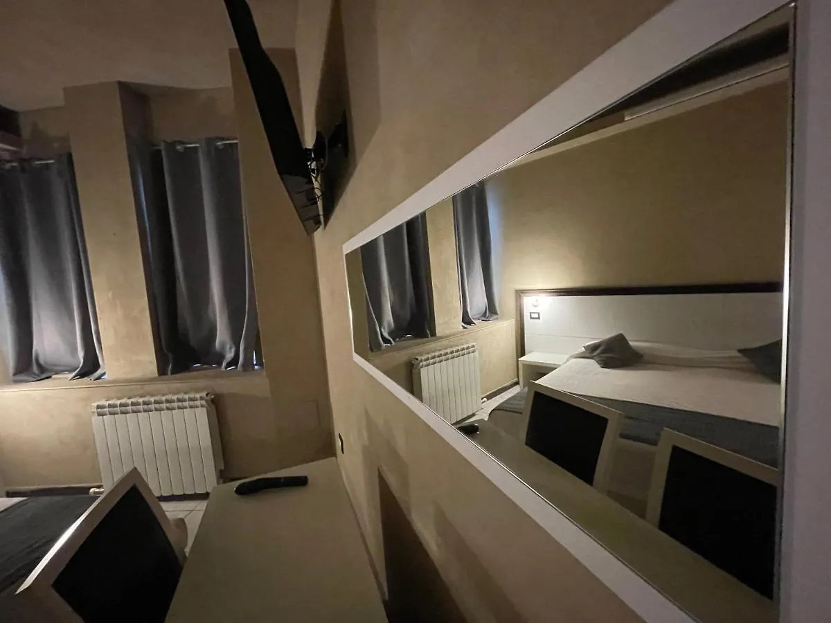 Penzion Lion Guesthouse Milán