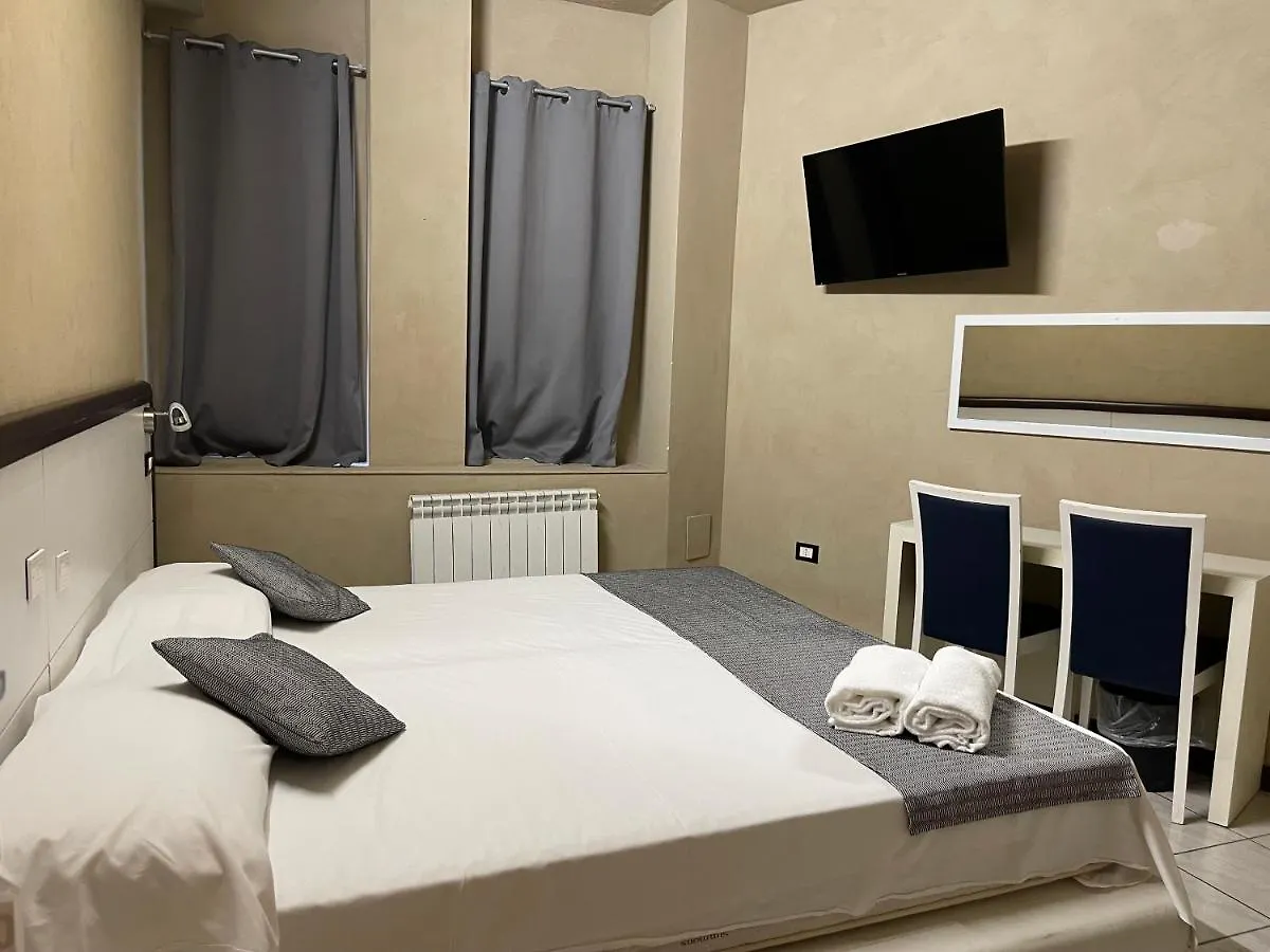 Penzion Lion Guesthouse Milán