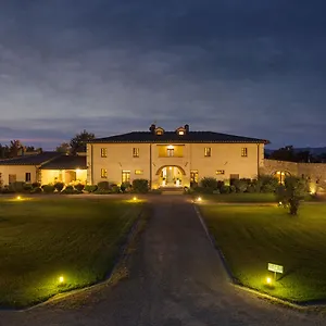 https://le-capanne.it-tuscanyhotel.com