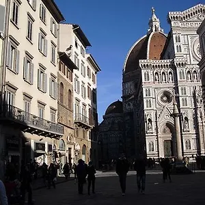 https://duomo-view.it-tuscanyhotel.com