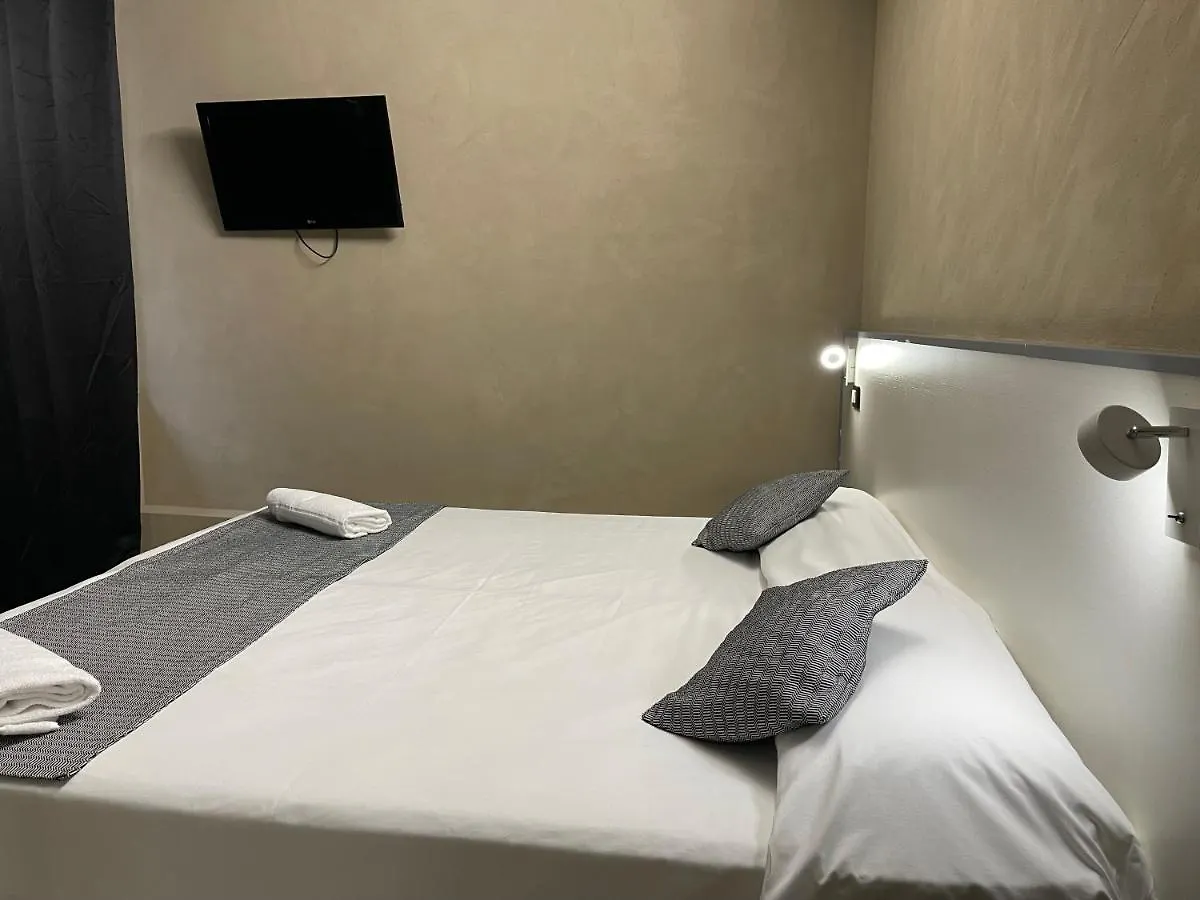 Lion Guesthouse 밀라노