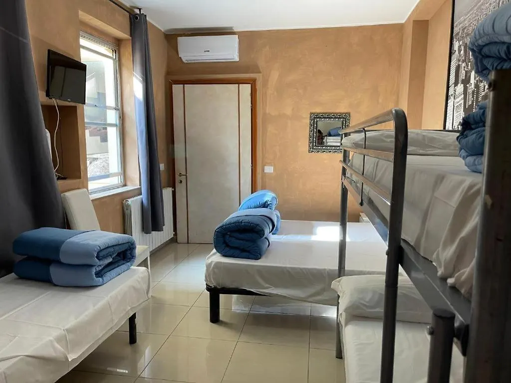 Lion Guesthouse 밀라노