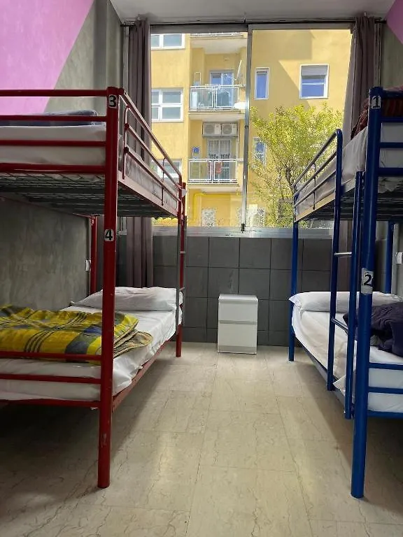 Lion Guesthouse Milano Affittacamere